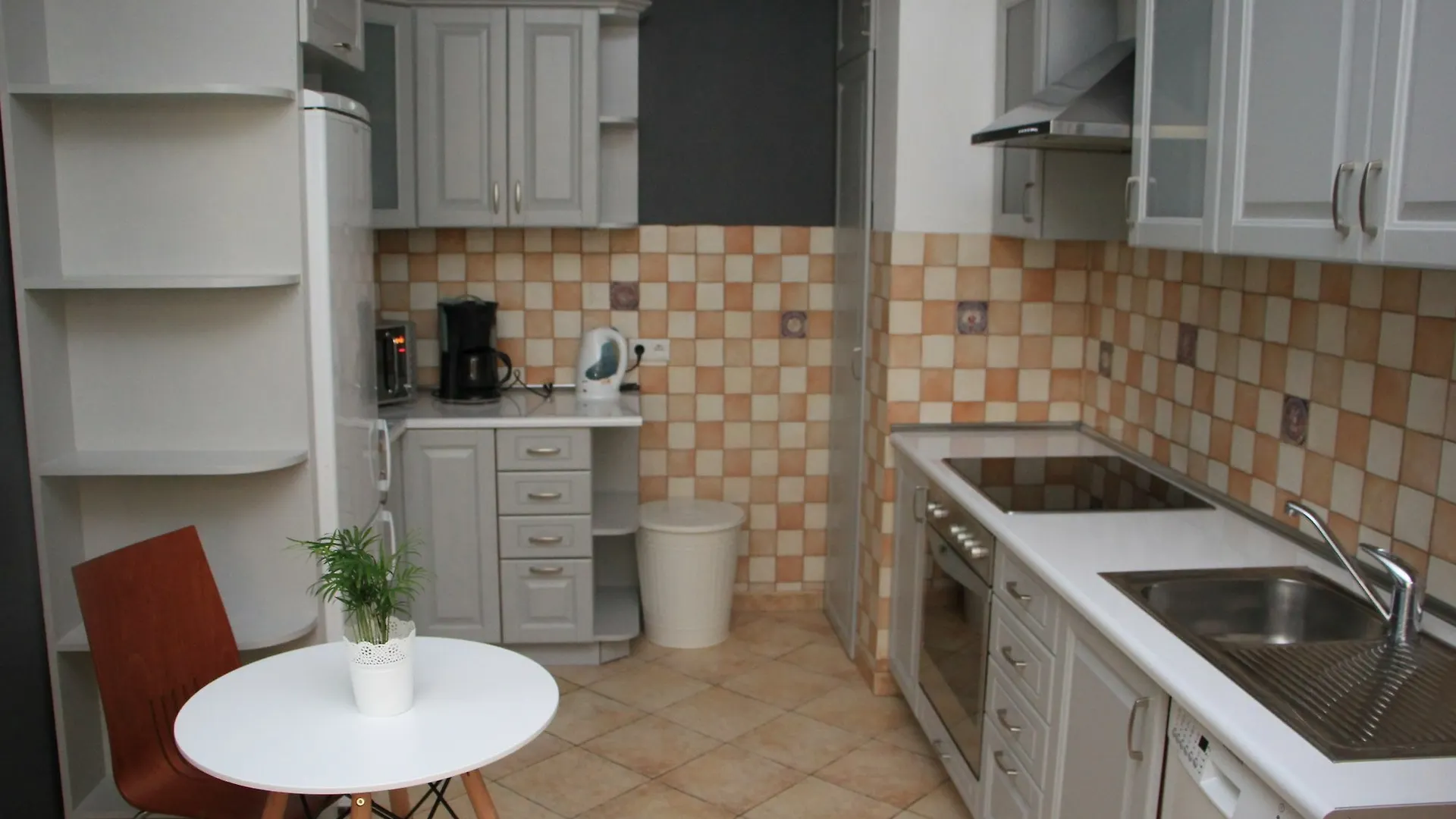 ** فندق Lajk Guesthouse فروتسواف بولندا