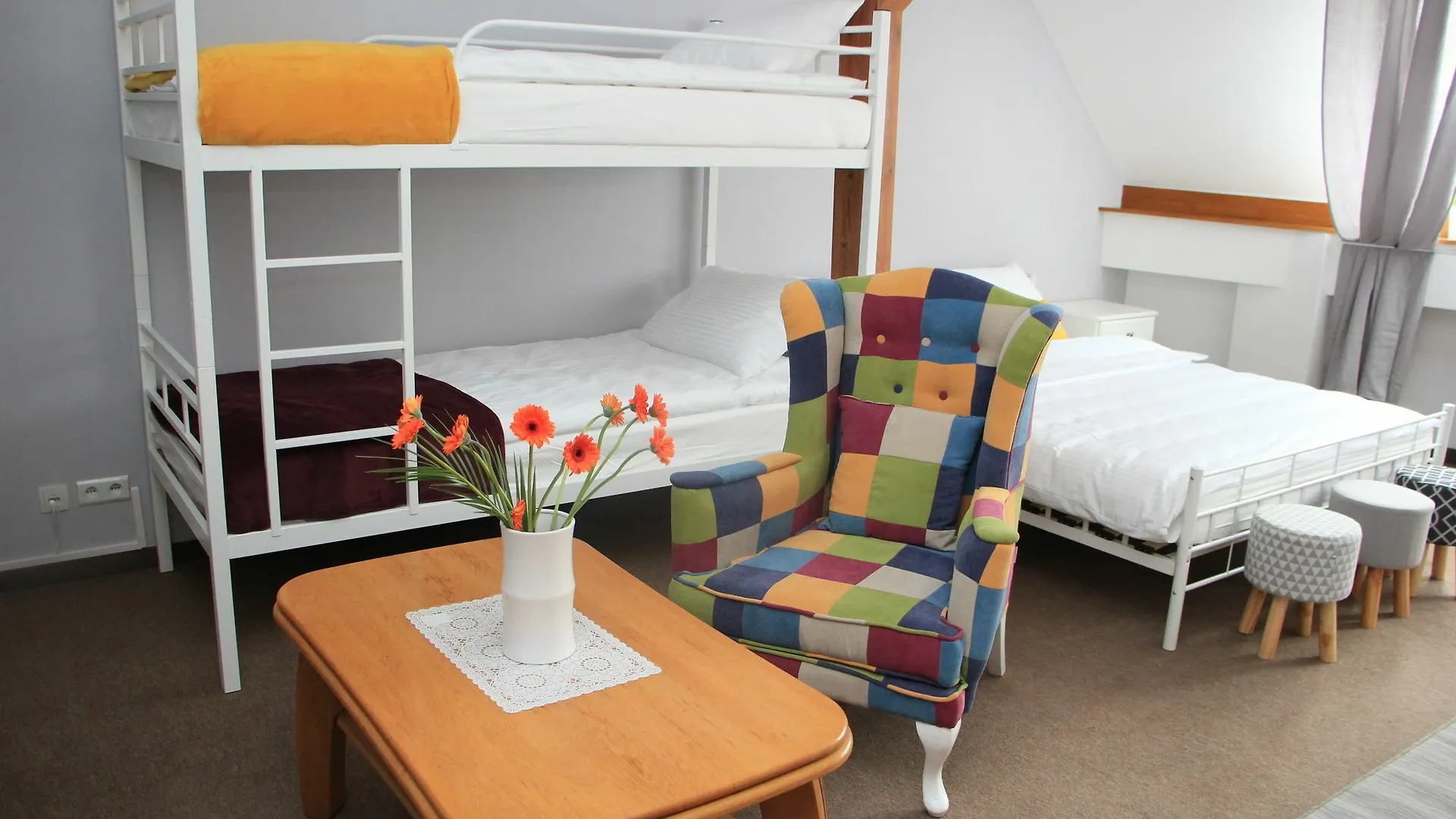 Lajk Guesthouse فروتسواف